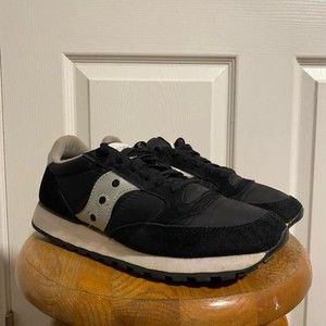 Wmns Saucony Jazz Low size 10